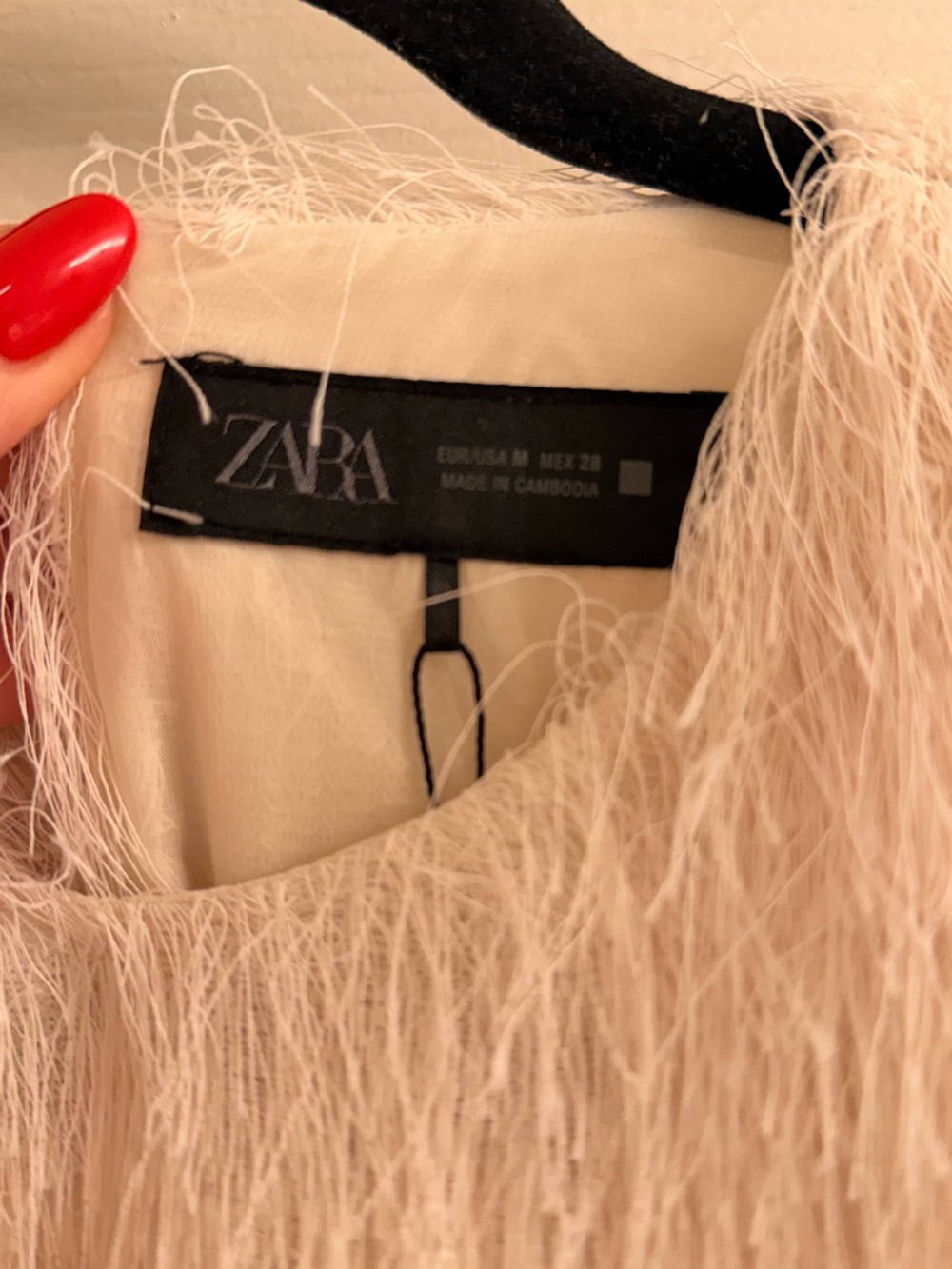 Zara Cream Feather-Texture Sleeveless Top - Picture 3 of 7